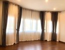 - บ้านแปลงสวย สภาพใหม่ พื้นที่กว้างขวาง โปร่งสบายด้วยแสงธรรมชาติตลอดวัน บรรยากาศเงียบสงบ เป็นส่วนตัว บนทำเลศักยภาพถนนสันกำแพงสายใหม่ ใกล้เมืองเชียงใหม่