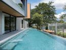 - พูลวิลล่าหรูสไตล์ Modern Luxury ทำเลหางดง-เชียงใหม่ โปร่ง โล่ง อบอุ่น ผสมผสานหินธรรมชาติ งานไม้ และกระจกบานใหญ่รับแสงธรรมชาติ