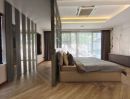 - พูลวิลล่าส่วนตัว (BAAN WANG TARN 2) บ้านเดี่ยว 2 ชั้น สไตล์ Modern Contemporary พร้อมเฟอร์นิเจอร์และเครื่องใช้ไฟฟ้าทั้งหลัง