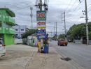 - อาคารพาณิชย์4ห้องทะลุติดกันให้เช่าติดถนนพุทธมณฑลสาย 6