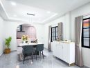 - หมู่บ้าน KC Garden Home 9 นิมิตรใหม่ 40 63 ตร.ว. 5 นอน 3 น้ำ 3 จอด