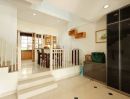 - ให้เช่าทาวน์โฮม 3 ชั้น หลังริม บ้านกลางกรุง เดอะรอยัล เวียนนา รัชวิภา (Baan Klang Krung The Royal Vienna Ratchavipha)