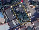 - ขายลดราคา ที่ดิน พร้อมบ้านไม้ ถนนสาทรใต้ (ซ.เจริญราษฏร์1 แยก 3 ) โฉนด 190 ตรว. ขาย ตรว.ละ 185,000 บาท.