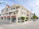 - โชคชัย4 ให้เช่าทาวน์โฮม 3ชั้น 4นอน ใกล้โรงเรียนสตรีวิทยา 2 กม. 36ตร.ว.200ตร.ม.3น้ำ เหมาะสำหรับพักอาศัย บริษัท สำนักงาน คลินิก และ สตูดิโอ