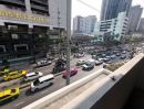 - เจ้าของขายเอง ตึกติดถนนใหญ่เพชรบุรีตัดใหม่เยื้องซอยตรงข้ามเข้าทองหล่อ พื้นที่ตึก2ห้อง 3 ชั้นครึ่ง