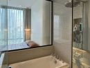 - ขายคอนโดระดับ Super luxury "Muniq Langsuan", (freehold), 64.56 sq.m. อยู่ในทำเลเงียบสงบใกล้สวนลุมพินี, Pathum Wan District, Bangkok.
