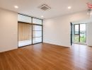- ขายบ้านเดี่ยว 3 ชั้น หลังมุม 94 ตร.ว. หมู่บ้าน วีเว่ พระราม 9 ถนนกรุงเทพกรีฑา