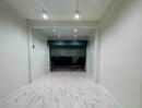  - ให้เช่าทาวเฮ้าส์ อยู่ในซอยสาทร 11 รีโนเวทใหม่ทั้งหลัง #