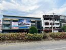 - ตึกแถวติดถนนสายหลัก ใกล้ห้างแม็คโคร ถูกกว่าข้างเคียงแน่นอน สภาพดีมาก