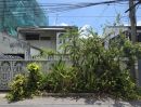 - ขายบ้านเอกมัย 22 ซอยเยาวราช สุขุมวิท ที่ดิน 42 ตร.ว สภาพแวดล้อมน่าอยู่ ทำเลดี ถนนกว้าง เข้าออกได้ทั้งฝเอกมัย และปรีดีพนมยงค์ ใกล้ BTS พระโขนง ทองหล่อ