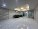 - ให้เช่า โฮมออฟฟิศ 4 ชั้น สไตล์เรียบหรูโมเดิร์น 350 ตร.ม. ลาดพร้าว 80 - เหม่งจ๋าย จดทะเบียนบริษัทได้ พร้อมอยู่ทันที