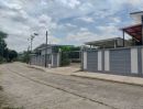 - ขายบ้านเดี่ยวชั้นเดียว บ้านสไตล์รีสอร์ท ในหมู่บ้านกรีนเลค ทำเลดี ใกล้สนามบินสุวรรณภูมิ เนื้อที่ 282. ตร.ว