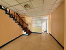 - ขายทาวน์เฮาส์ 3 ชั้น ใจกลางเมืองปทุมธานี 27 ตร.ว. บ้านหลังริม วิวริมน้ำ ทำเลดี เดินทางสะดวก