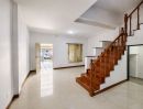 - บ้านใหญ่ 4 ห้องนอน งบไม่ถึง 3 ล้าน! ทาวน์โฮม 3 ชั้น หมู่บ้านรมัณยา พระราม 5 นครอินทร์