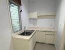 - พร้อมเข้าอยู่! ให้เช่าทาวน์โฮม 3 ชั้น 206 ตร.ม. Urban Sathorn ราชพฤกษ์ มี Walk-in Closet ห้องดูหนัง ครัวไทยแยกส่วน จอดรถได้ 2 คัน