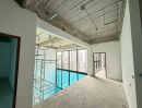 - ขายด่วนบ้านคุณภาพ บ้านเดี่ยว 3 ชั้น ทำเลทองอ่อนนุช 17 มีแบบ Luxury พร้อมให้เจ้าของใหม่ดูเป็น idea ทำต่อได้เลย