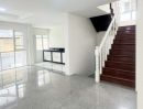 - บ้านเดี่ยว 2 ชั้น 76 ตร.วา หมู่บ้านเพอร์เฟคเพลส รามคำแหง 164 มีนบุรี