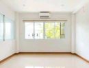 - ศรีนครินทร์ 39-47 อ่อนนุช ให้เช่าออฟฟิศ 3.5 ชั้นพร้อมลิฟท์ 3 นอน 6 น้ำ ใกล้MRT ศรีนครินทร์ 38 350ม.พื้นที่ใช้สอย 348 ตร.ม.เหมาะสำหรับบริษัท
