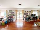 - บ้านเดี่ยวหรู ทำเลทอง ม.เอสพีการ์เด้นท์ ถนนบรมราชชนนี ซอย 2 ตรงข้ามเซ็นทรัลปิ่นเกล้า ทำเลแบบนี้ หาไม่ได้อีกแล้ว เดินทางสะดวกมีครบทุกด้าน