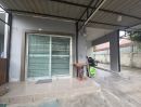 - ขายบ้านหลังริม 2 ชั้น นิรันดร์วิลล์ 10 ทำเลบางพลี ลาดกระบัง ขนาด 32.7 ตร.วา ฟังก์ชันครบ 3 ห้องนอน 2 ห้องน้ำ บ้านสภาพดี หิ้วกระเป๋าพร้อมเข้าอยู่