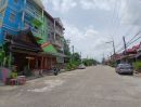 - ขายอาคารพาณิชย์ 3 ชั้น หมู่บ้านรุ่งเรืองเฮ้าส์1 คลอง4 ถนนพระองค์เจ้าสาย