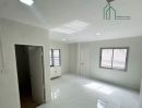 - บ้านเดี่ยว 50 ตรว. หมู่บ้านประภาวรรณ์โฮม 1 ถนนสุวินทวงศ์ 28 มีนบุรี