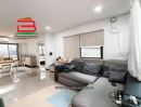  - บ้านเดี่ยว หมู่บ้านโกลเด้นเพรสทีจ วัชรพล-สุขาภิบาล 5 เนื้อที่ 58.3 ตรว. เยื้ยงสุขาภิบาล 5 ซอย 33 แขวงออเงิน เขตสายไหม