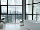  - ขาย Penthouse Condo 4 ห้องนอน ตกแต่งใหม่ ชั้นสูงสุด ใจกลางสาทร