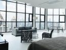  - ขาย Penthouse Condo 4 ห้องนอน ตกแต่งใหม่ ชั้นสูงสุด ใจกลางสาทร