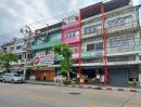  - ขายอาคารพาณิชย์ ติดถนนลาดพร้าววังหิน ลาดพร้าว กรุงเทพ เนื้อที่ 32 ตร.ว. 1 คูหา 3 น้ำ