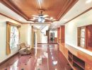 - หมู่บ้าน มัณฑนา พระยาสุเรนทร์ 26 บ้านหรู พร้อมเข้าอยู่