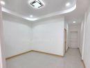 - หมู่บ้านเพชรงาม แพรกษา ใกล้นิคมบางปู รีโนเวทใหม่ พร้อมเข้าอยู่