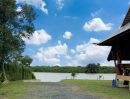  - ขายบ้านเดี่ยวริมแม่น้ำสไตล์ล้านนาโมเดิร์น วิวสวย บรรยากาศดี พร้อมท่าเรือและโป๊ะส่วนตัว ต.บางแตน จ.ปราจีนบุรี