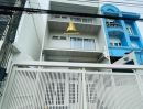 - ให้เช่าทาวน์โฮม 3 ชั้น 4 ห้องนอน ซอยอุดมเกียรติ สุทธิสาร ใกล้ MRT สุทธิสาร