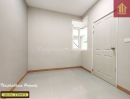 - หมู่บ้าน โกลเด้น ทาวน์ บางนา กม. 5 บ้านใหม่ใกล้เมกา บางนา ตกแต่งสวย พร้อมอยู่
