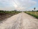 - ที่ดินผ่อนไ่ม่มีดอก ทำเลทอง คลอง 11 ใกล้ถนนหลักคลองหลวง - หนองเสือ 60 เมตร