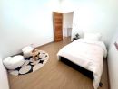 - ขายบ้านรีโนเวทใหม่ทั้งหลัง ตั้งอยู่ในหมู่บ้านนราสิริ เส้นสันกำแพงสายใหม่
