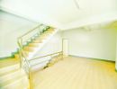 - ขาย/เช่าอาคารพาณิชย์ 3ชั้น สภาพดีเยี่ยม แปลงหัวมุม เนื้อที่เยอะ ต่อเติมพร้อมอยู่ โซนเศรษฐกิจ แหล่งชุมชน ตลาด ในมหาลัยขอนแก่น