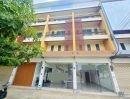 - โรบินสัน ราชบุรี 1.98 กม. อาคารพาณิชย์ 3 คูหา 6 นอน รร.ดรุณาราชบุรีวิเทศศึกษา 600 ม. รพ.ราชบุรี 1.7 กม. 6 น้ำ 73 ตร.ว 516 ตร.ม. ตลาดวรากร