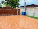 - กรุงเทพกรีฑา 4-10 บ้านเดี่ยว 2 ชั้น 4-5นอน 3น้ำ รพ.ศิริน 550 ม. 200ตร.ว. บ้านพร้อมอยู่ ห้องครัวในบ้านและครัวไทย