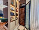 - THE EXTRAORDINARY PENTHOUSE The Residences at Mandarin Oriental, Bangkok 386.85 ตร.ม. | 3 ห้องนอน | ชั้น 50 | วิวแม่น้ำเจ้าพระยาแบบพาโนรามา