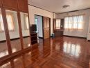 - ขายบ้านเดี่ยว 81 ตรว หมู่บ้านปาริชาติ ถนน 345 เมืองปทุมธานี ติดถนนใหญ่ 345