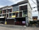 - ขายทาวน์เฮ้าส์ หมู่บ้านซิกเนเจอร์ เพชรเกษม 69 เนื้อที่ 17 ตร.ว. 3 ชั้น 3 นอน 3 น้ำ หลังริม
