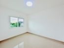 - หมู่บ้านโนโววิลล์ ซ.12B (ซอยสุดท้าย) โทรสอบถามราคา