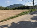 - ขายที่ดินถมแล้ว 300 ตารางวา ใกล้สุขุมวิท 250 เมตร ไฟฟ้าและประปาพร้อม เพ ระยอง