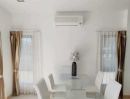 - ขายบ้านเดี่ยว 2 ชั้น หลังมุม หมู่บ้านรินรดา สันทราย 4 ห้องนอน ที่ดิน 117 ตร.ว. ใกล้เซ็นทรัลเชียงใหม่
