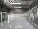 - โกดัง/โรงงานให้เช่าพร้อมออฟฟิศขนาด 400 ตร.ม. ย่านรามอินทรา กรุงเทพฯ