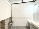 - ให้เช่าทาวน์โฮมออฟฟิศสไตล์ฝรั่งเศส 3.5 ชั้น 200 ตรม. หมู่บ้านสรานนท์ ปากเกร็ด
