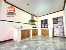 - ทาวน์เฮาส์ 2 ชั้น เนื้อที่ 22.5 ตร.ว. หมู่บ้านสถาพร ซอยรังสิต-นครนายก 73 ถนนรังสิต-นครนายก ตำบลบึงยี่โถ อำเภอธัญบุรี ปทุมธานี