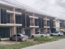 - ขายอาคารพาณิชย์ 2 ชั้น เพียง 1.7 ล้านบาท
